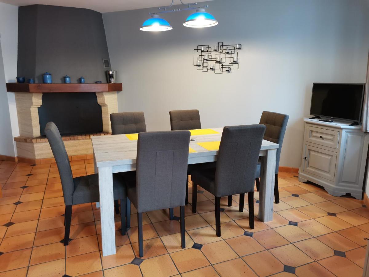 Maison De Campagne Proche Des Plages Saint-Romain-de-Benet Exteriör bild
