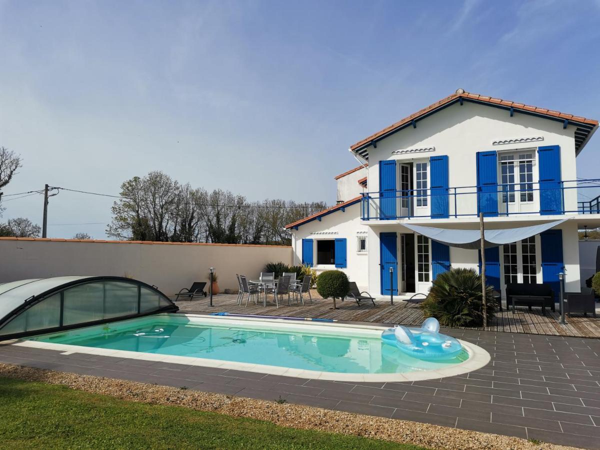 Maison De Campagne Proche Des Plages Saint-Romain-de-Benet Exteriör bild